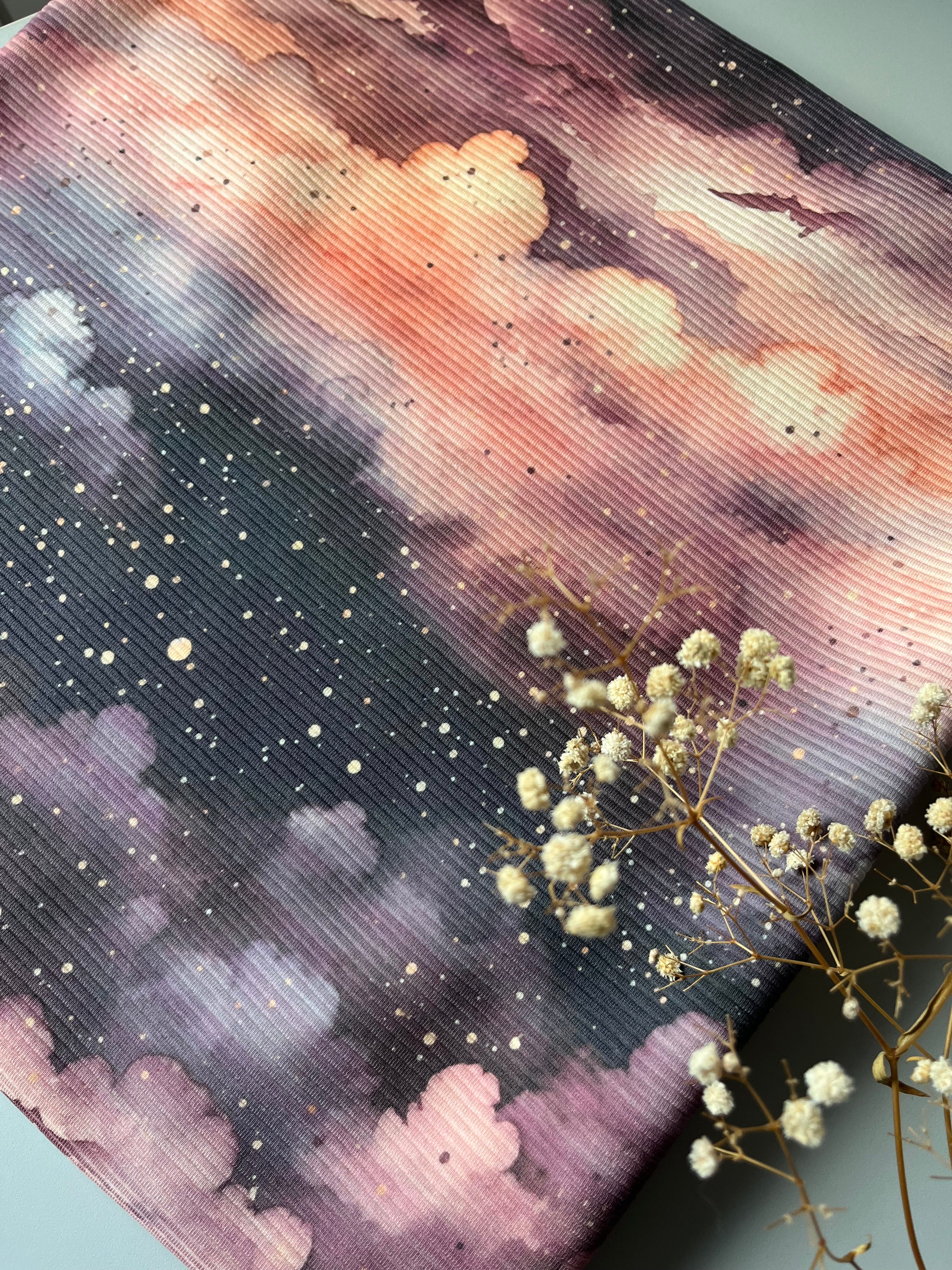 Lila Wolken Traum Dauervorbestellung